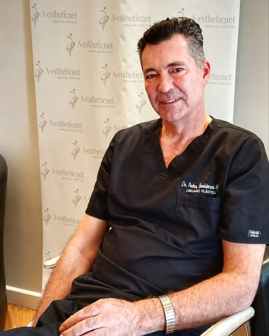 Dr. Pedro Busleiman en consultorio de medicina estética